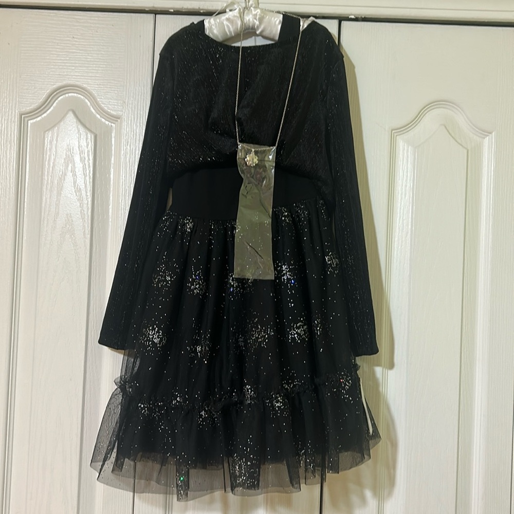 I.n.girls Black 2 pc dress with necklace.